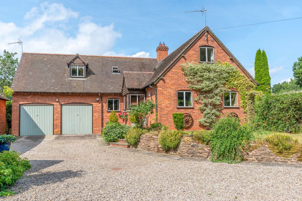 Property photo 1 of 36