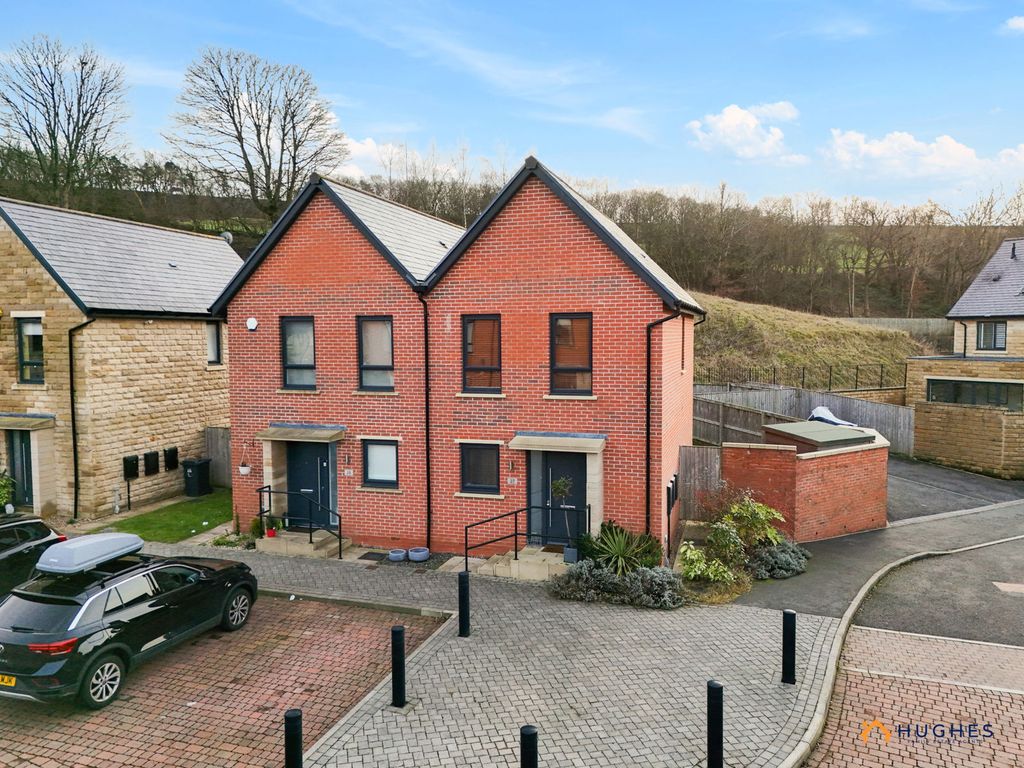 Property photo 1 of 36