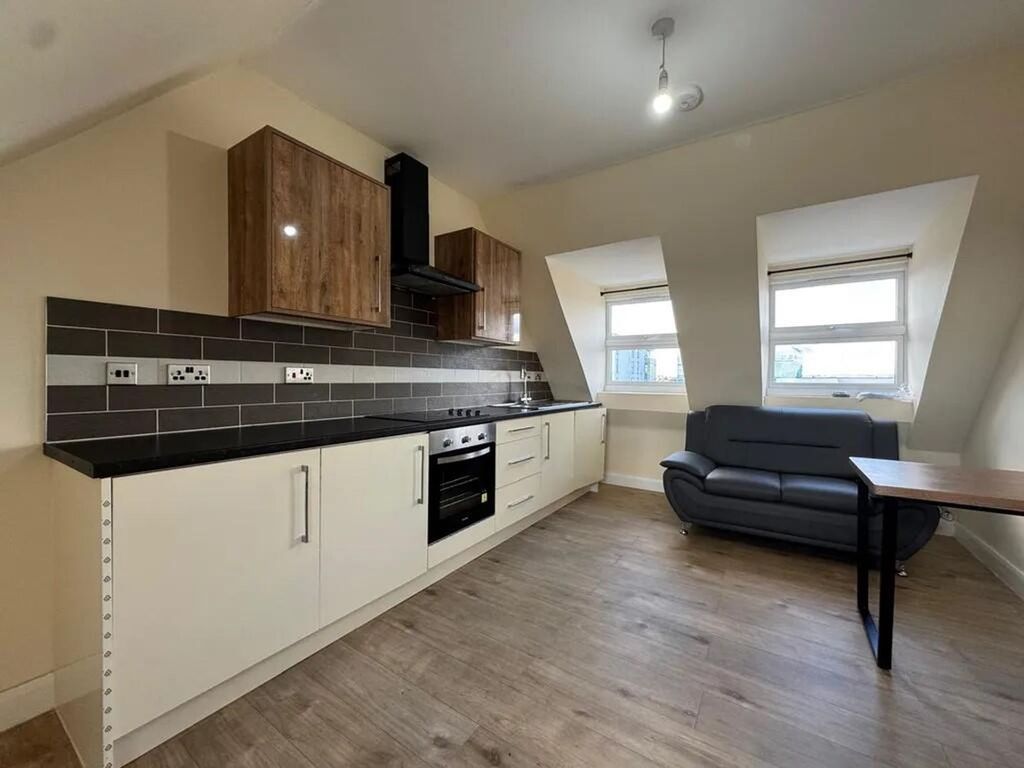 Property photo 1 of 4