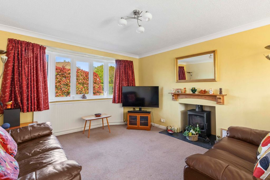 Property photo 3 of 22