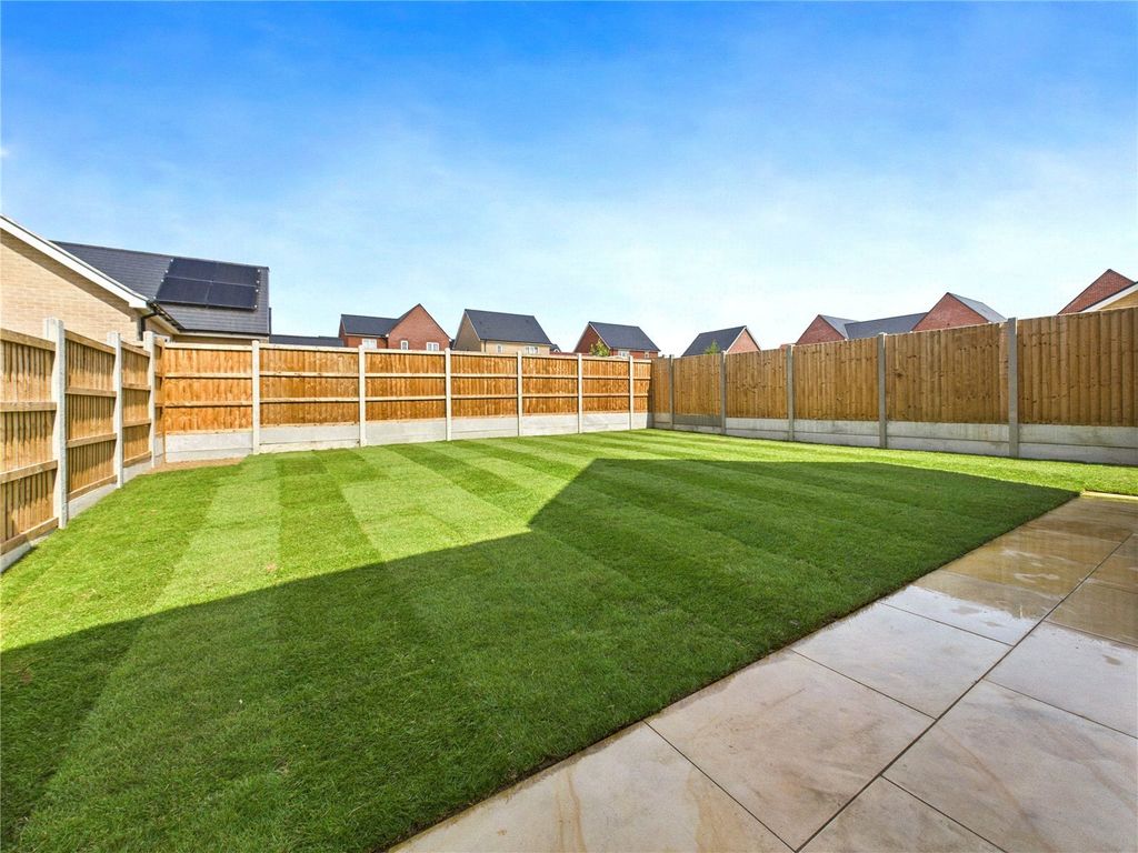 Property photo 2 of 16 Picture No. 02