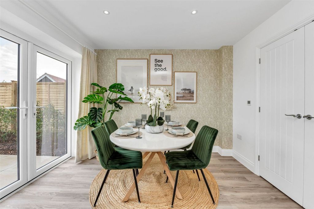 Property photo 3 of 9 Picture 3