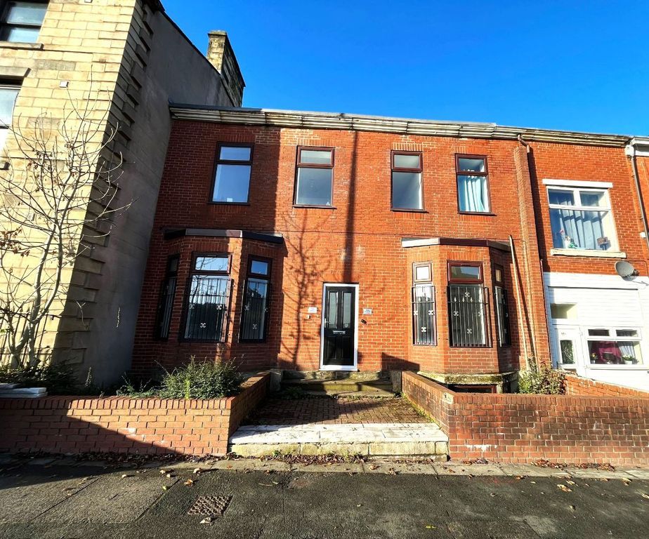 Property photo 1 of 23