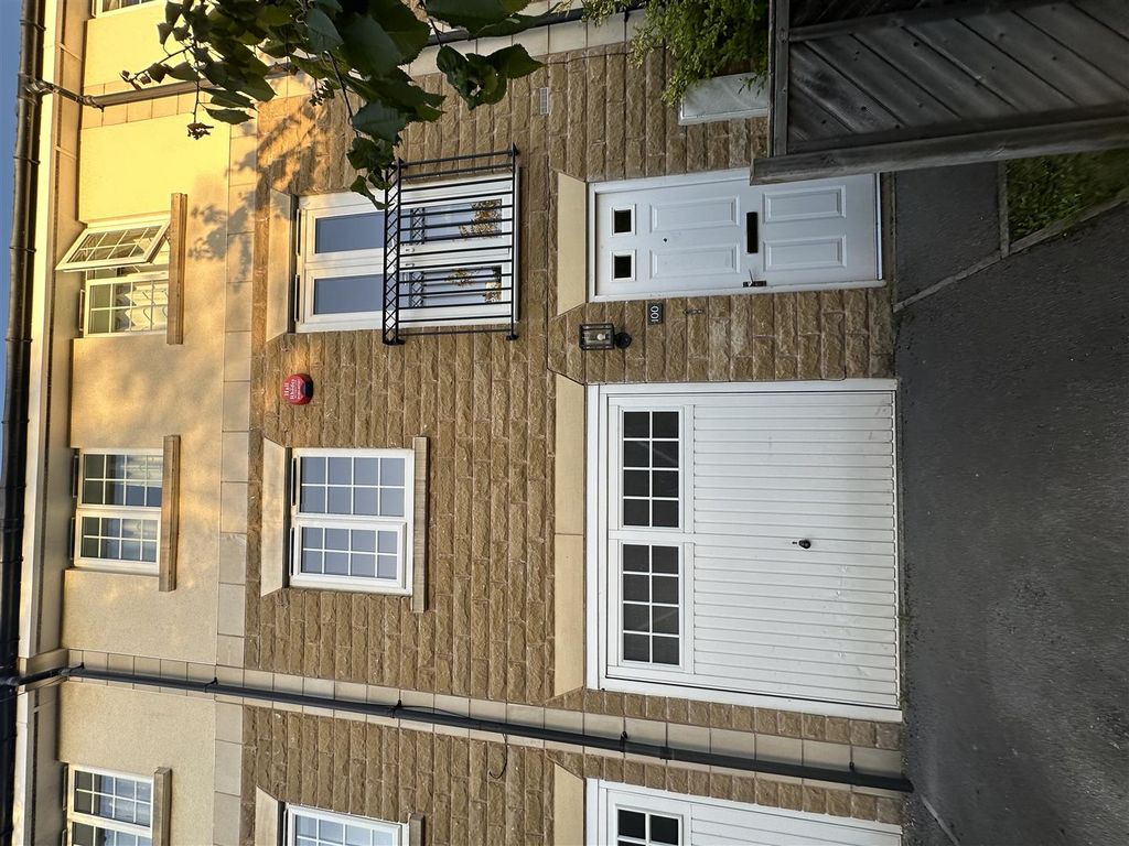 Property photo 1 of 12 Img_0412.Jpg