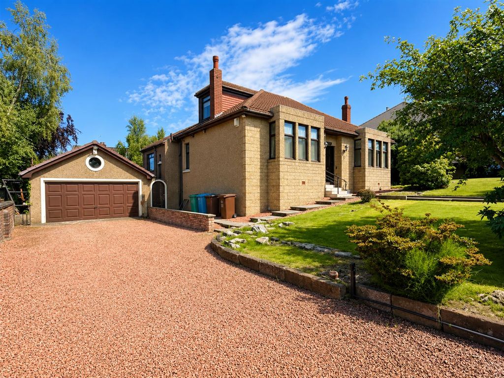 Property photo 1 of 19 Front External