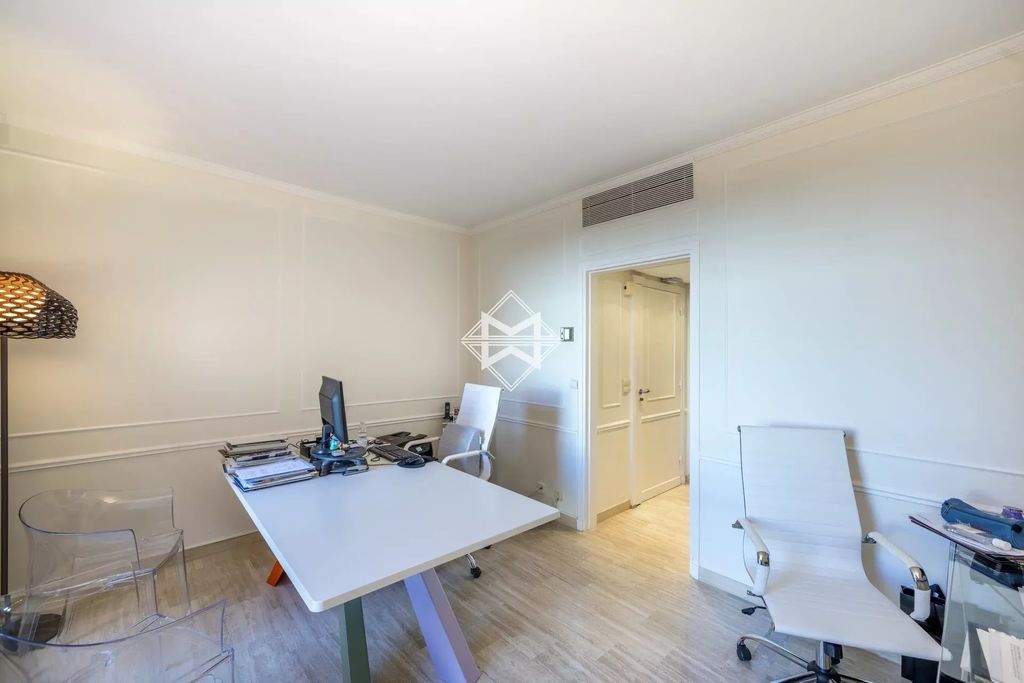 Property photo 2 of 3