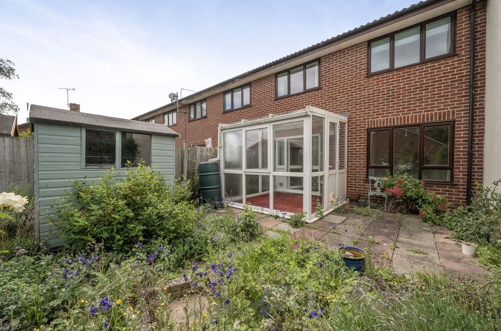 Property photo 2 of 15 1457874-10-6A030F...