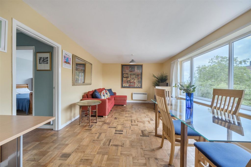 Property photo 2 of 12 1356514-6-68cc3801Ed0F1.Jpg