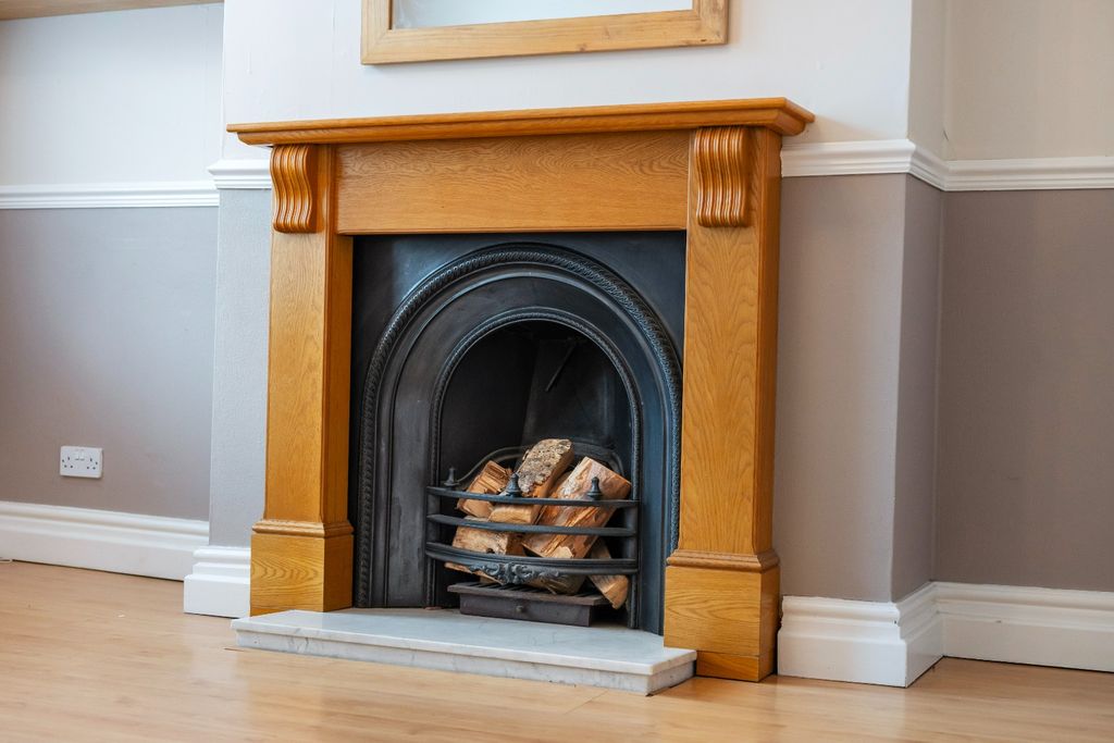 Property photo 3 of 19 4989713