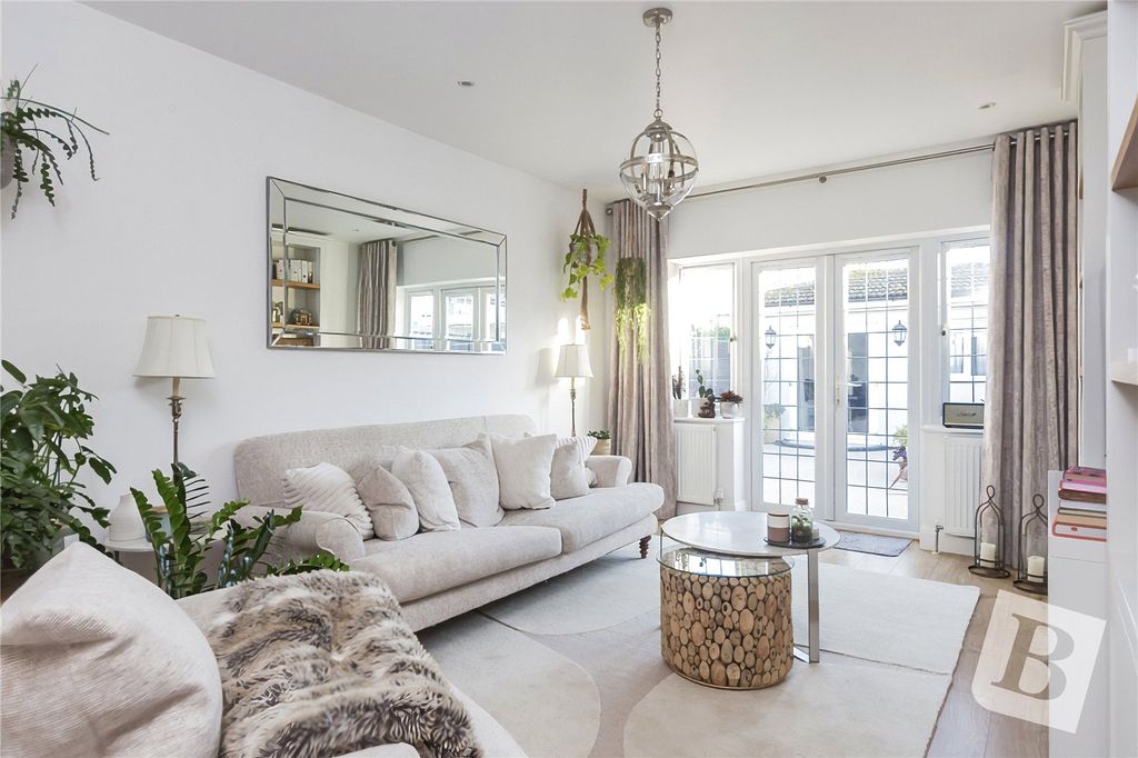 Property photo 1 of 12 Reception Room