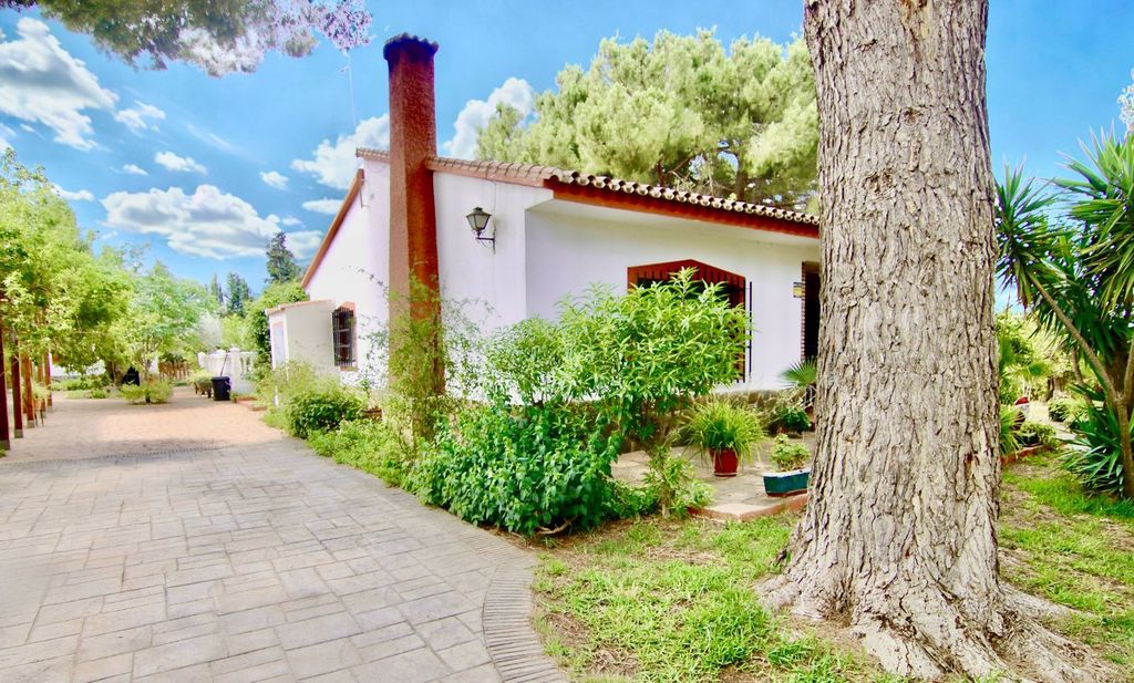 Property photo 2 of 10