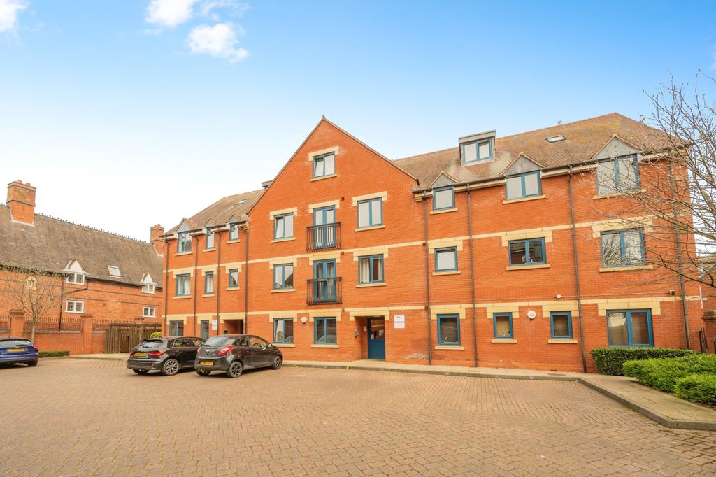 Property photo 3 of 11