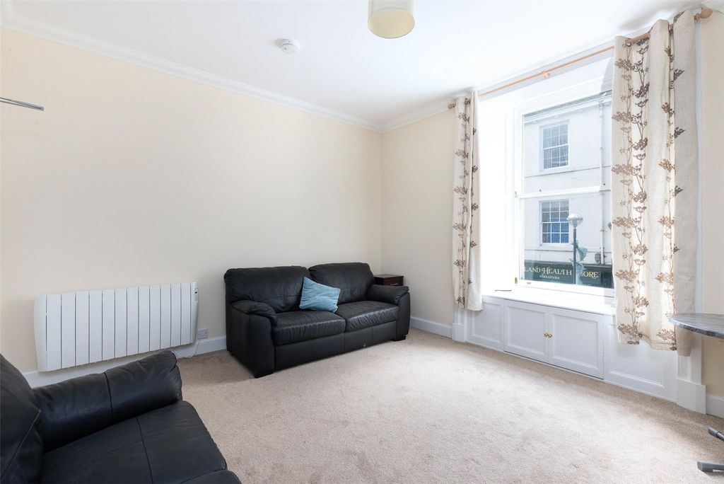 Property photo 3 of 9 Living Room