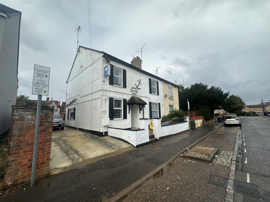 Property photo 1 of 1