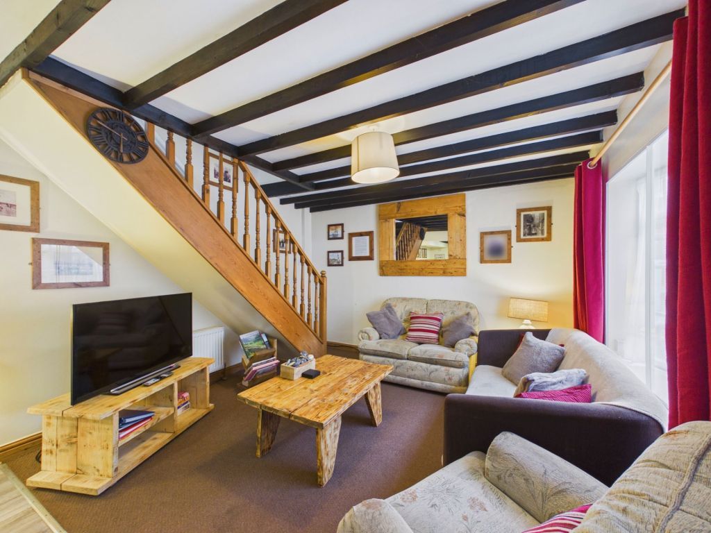 Property photo 2 of 15