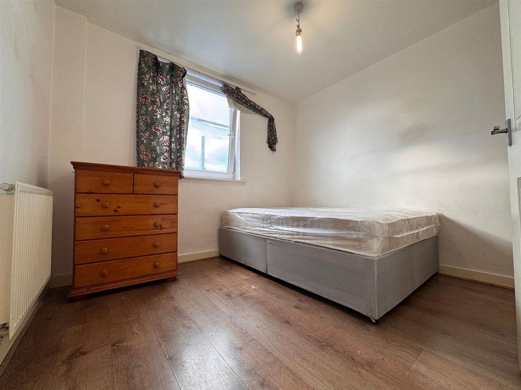 Property photo 2 of 6 4.Jpg