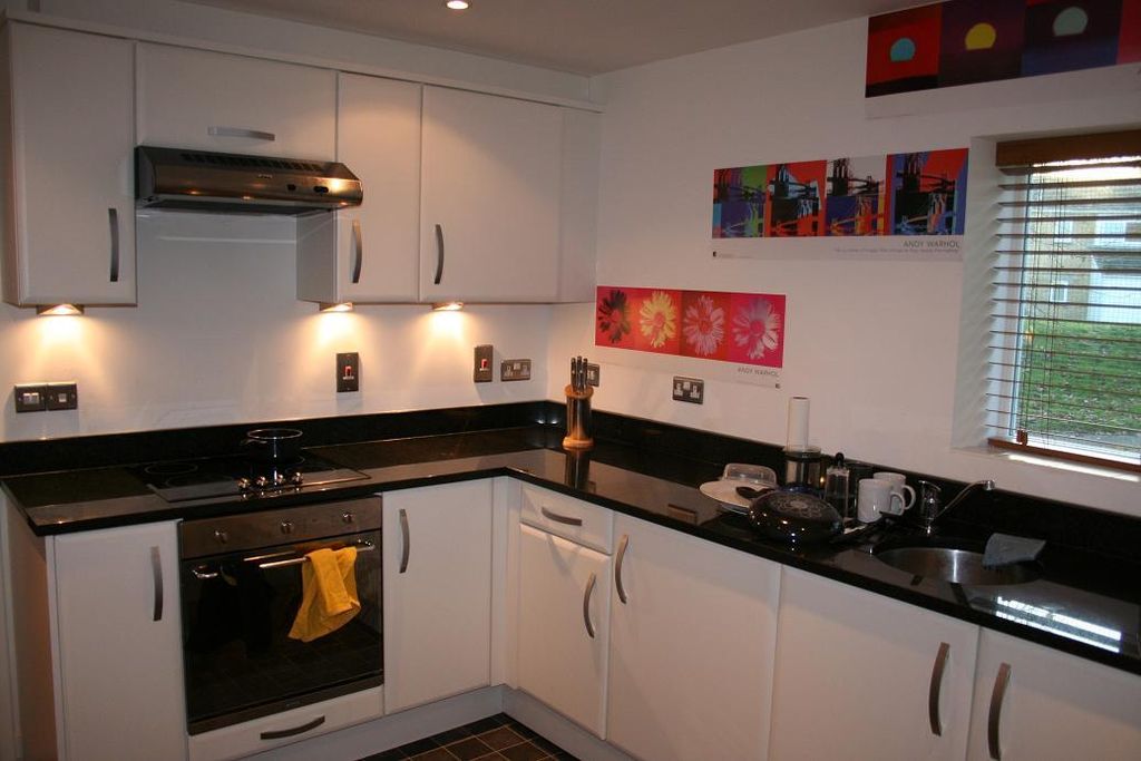 Property photo 2 of 4