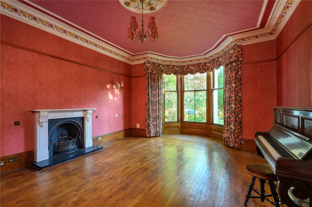 Property photo 2 of 20 Drawing Room