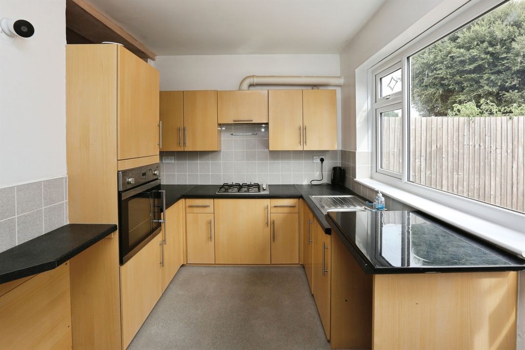 Property photo 3 of 15