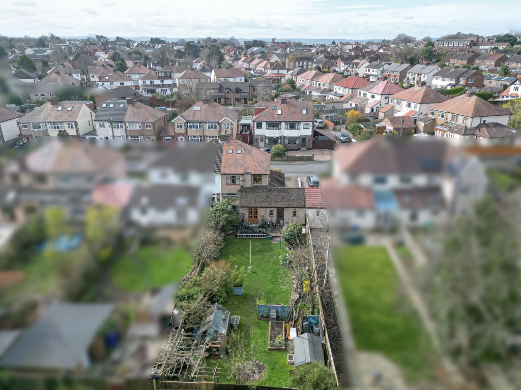 Property photo 2 of 23