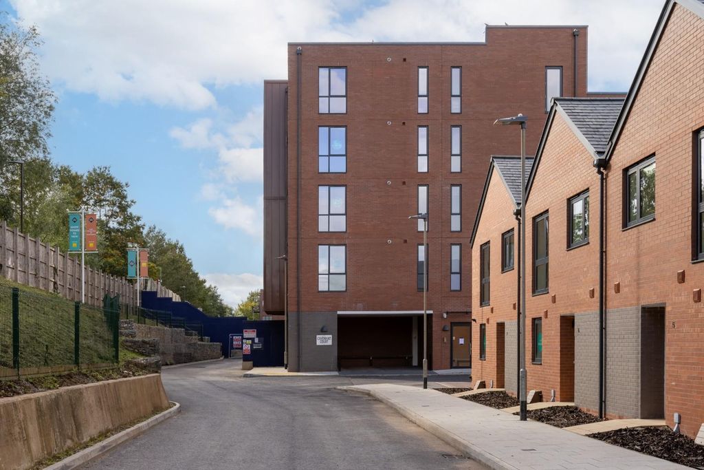 Property photo 2 of 10 Block B, The Chocolate Factory Ext-1.Jpg