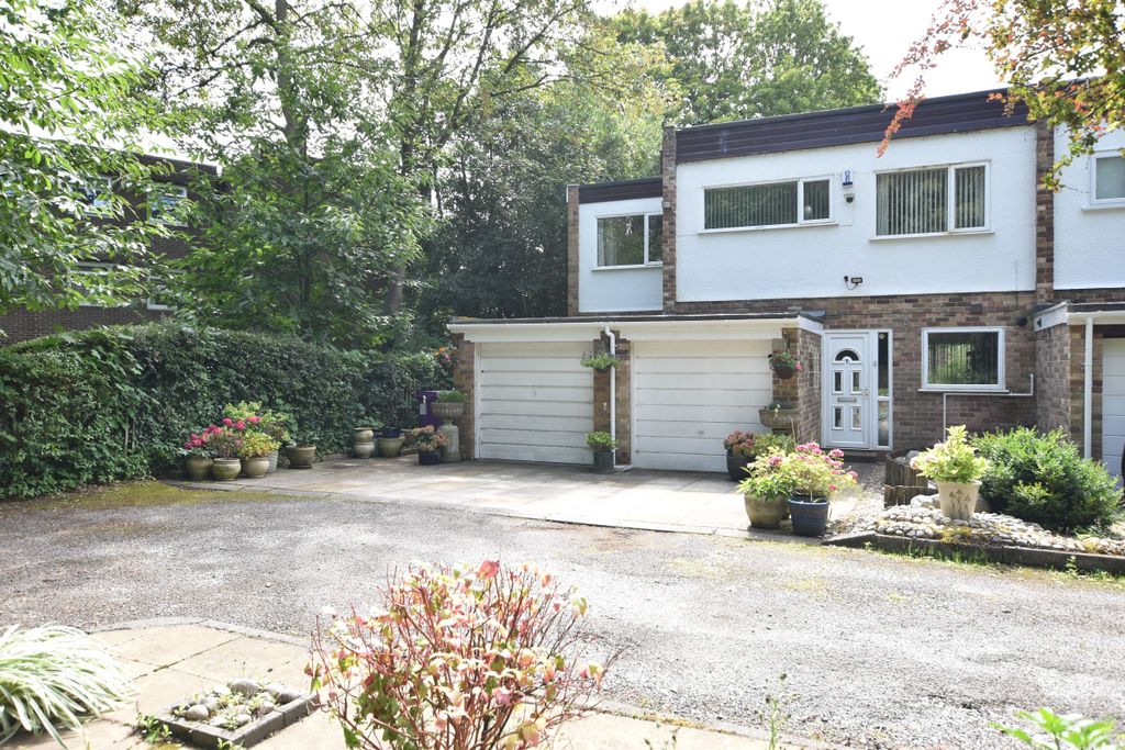 Property photo 1 of 24