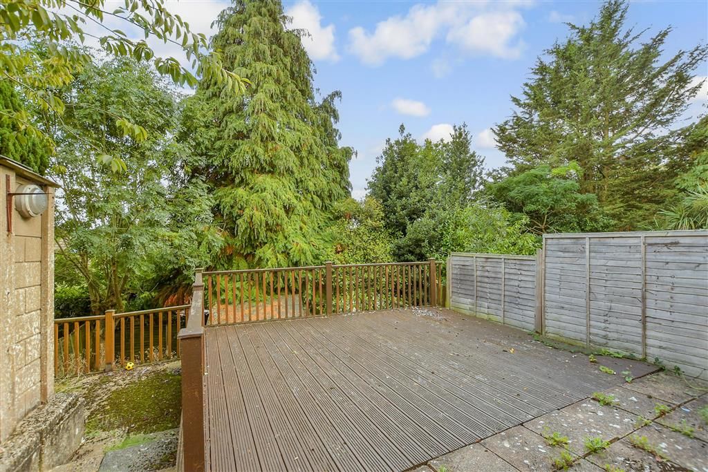 Property photo 2 of 8 Patio / Decking