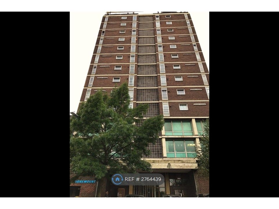 Property photo 3 of 20 Entrance