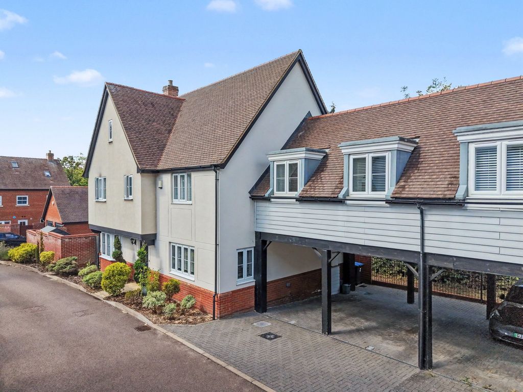Property photo 2 of 34