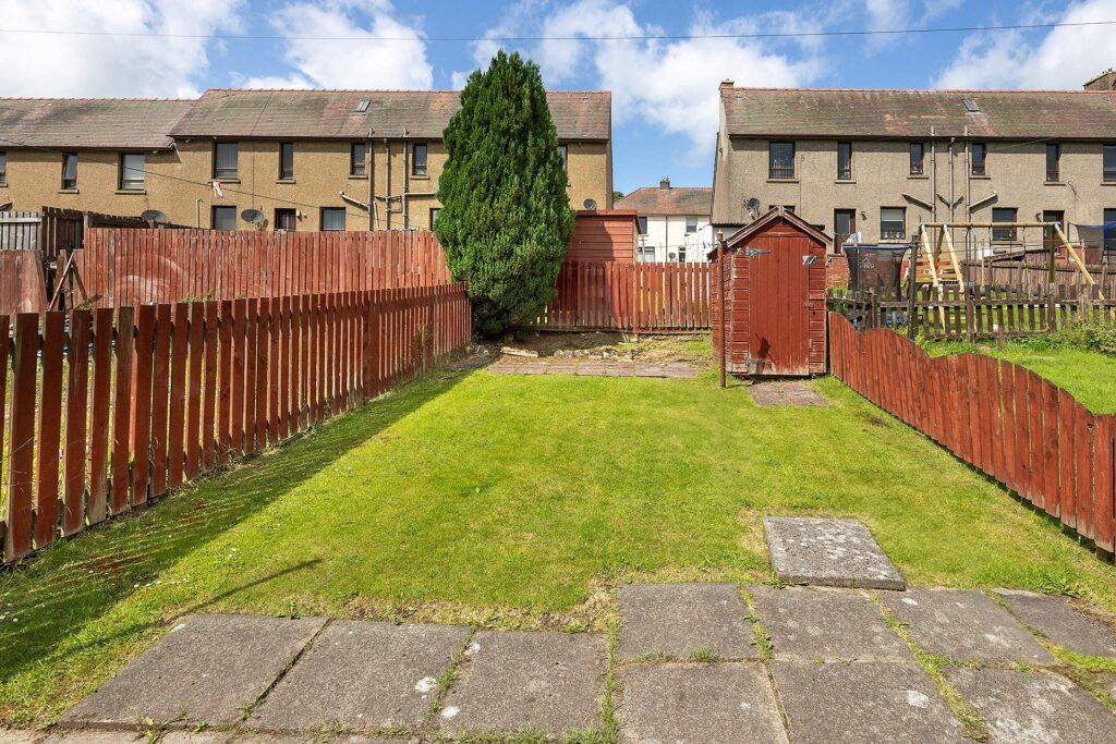 Property photo 2 of 24