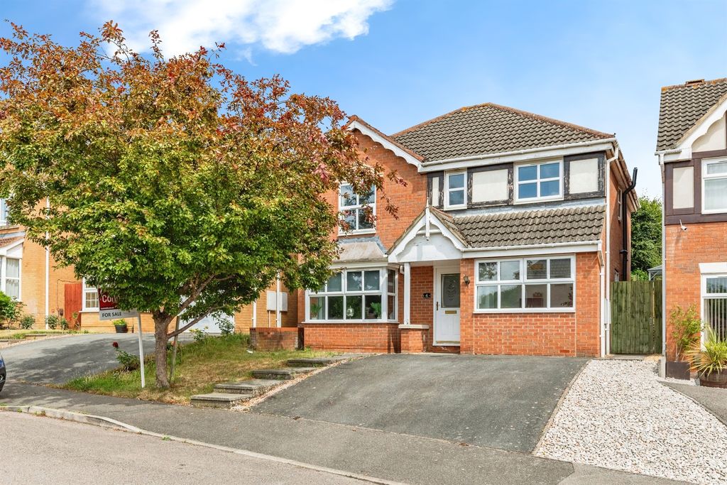 Property photo 1 of 17