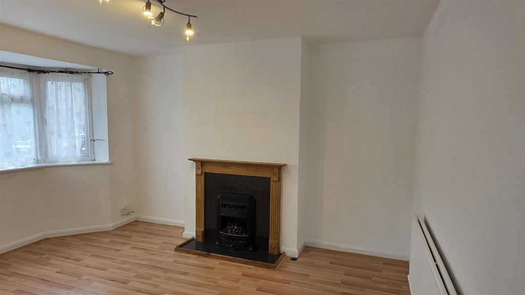 Property photo 3 of 8 20260221_130446.Jpg