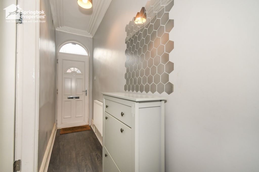 Property photo 2 of 19 Image 1