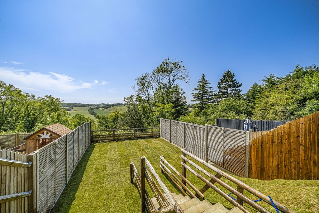 Property photo 1 of 10 Rear Garden