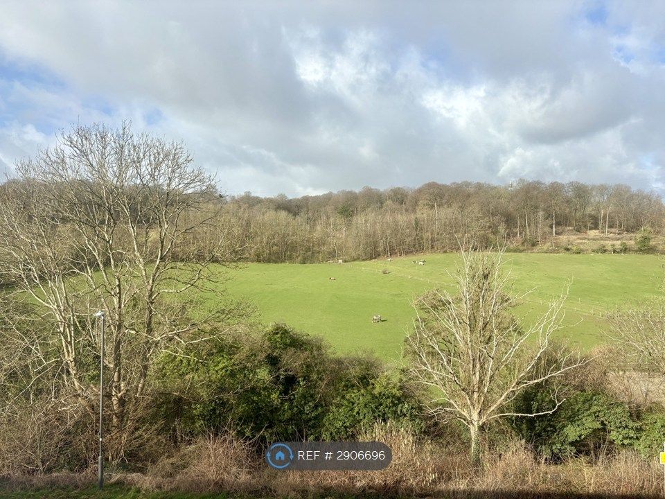 Property photo 2 of 21 Views Opposite