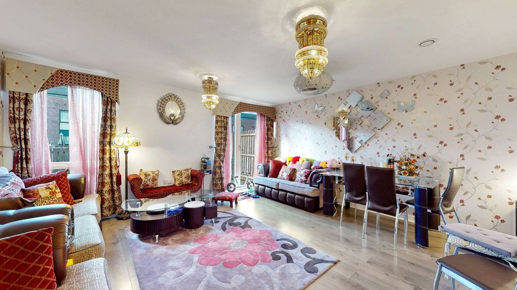 Property photo 2 of 21 12-Web-Or-Mls-10 Stirlingfauld Place_13