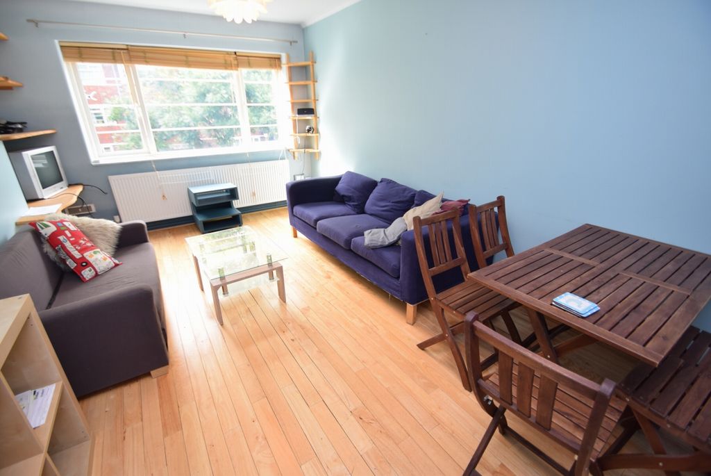 Property photo 1 of 12 3 Bedroom Apartment For Rent