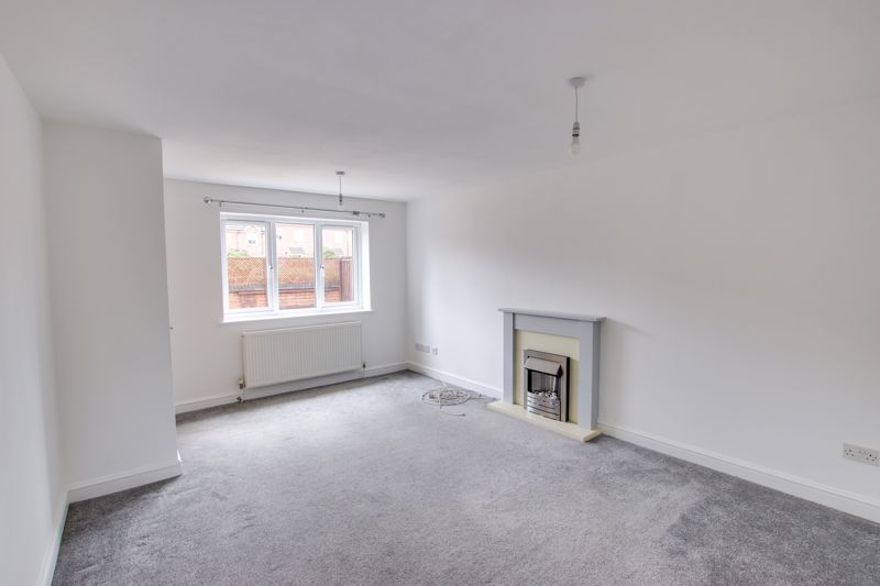 Property photo 2 of 18 Photo 4