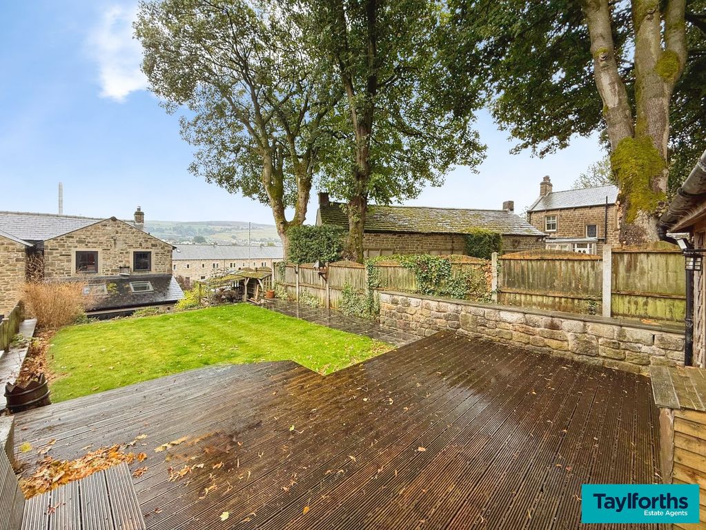 Property photo 3 of 31