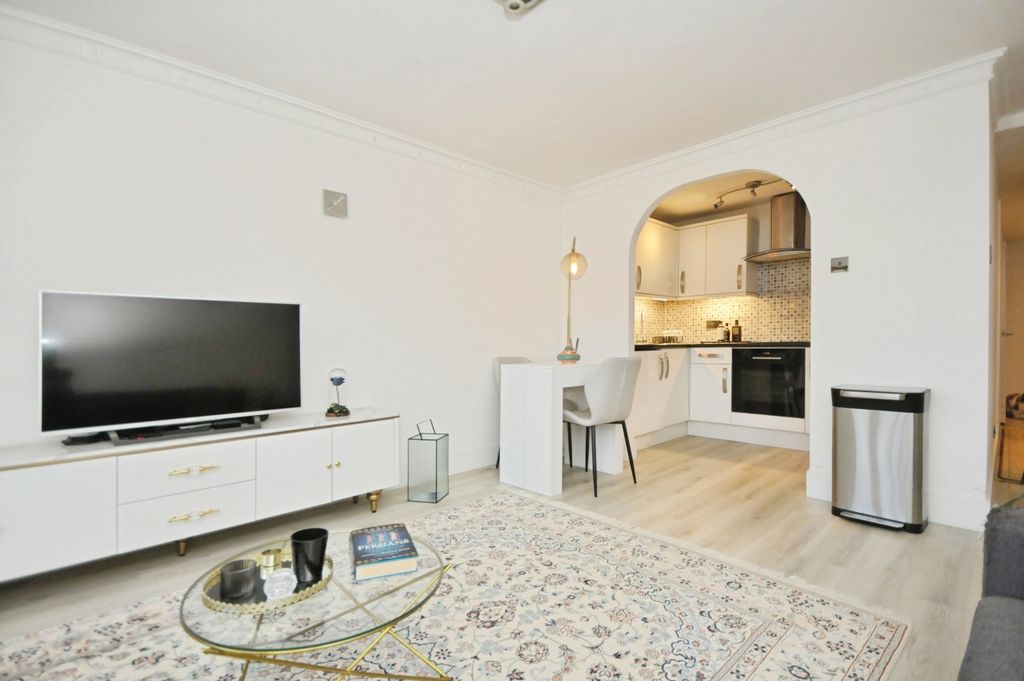 Property photo 1 of 15 Photo