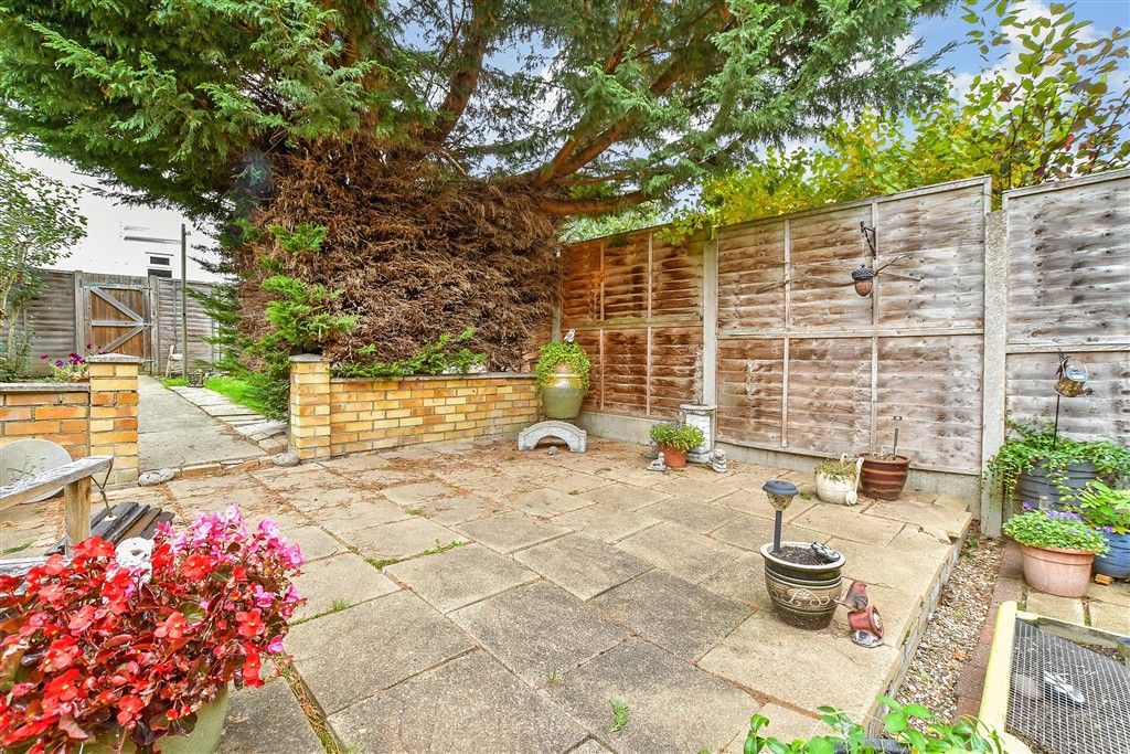 Property photo 1 of 12 Patio / Decking