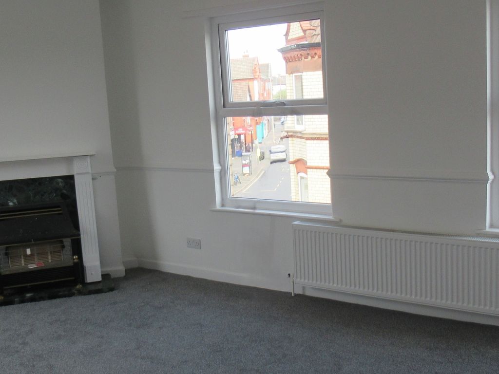 Property photo 2 of 6 Living Room