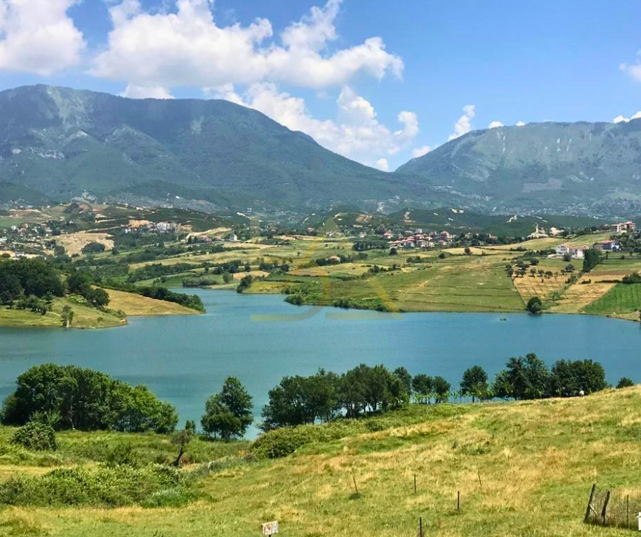 Property photo 2 of 3