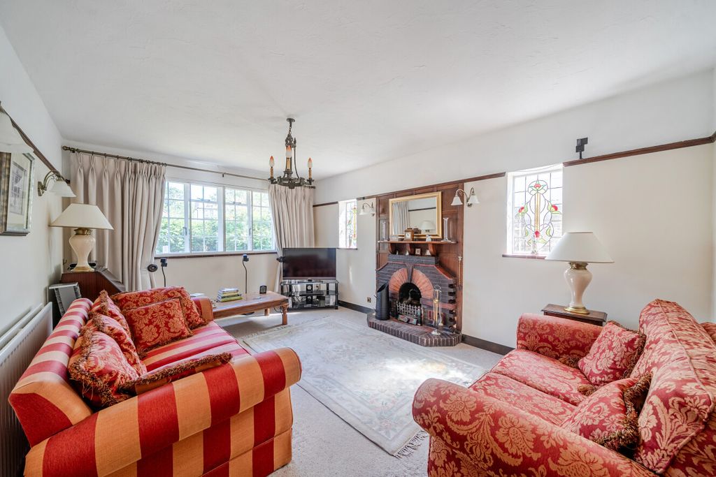 Property photo 2 of 19 1492976-10-6A58B3...