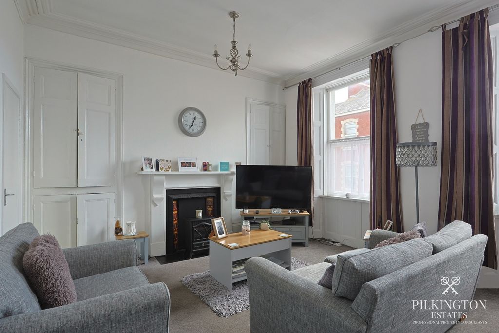 Property photo 3 of 16 5262035