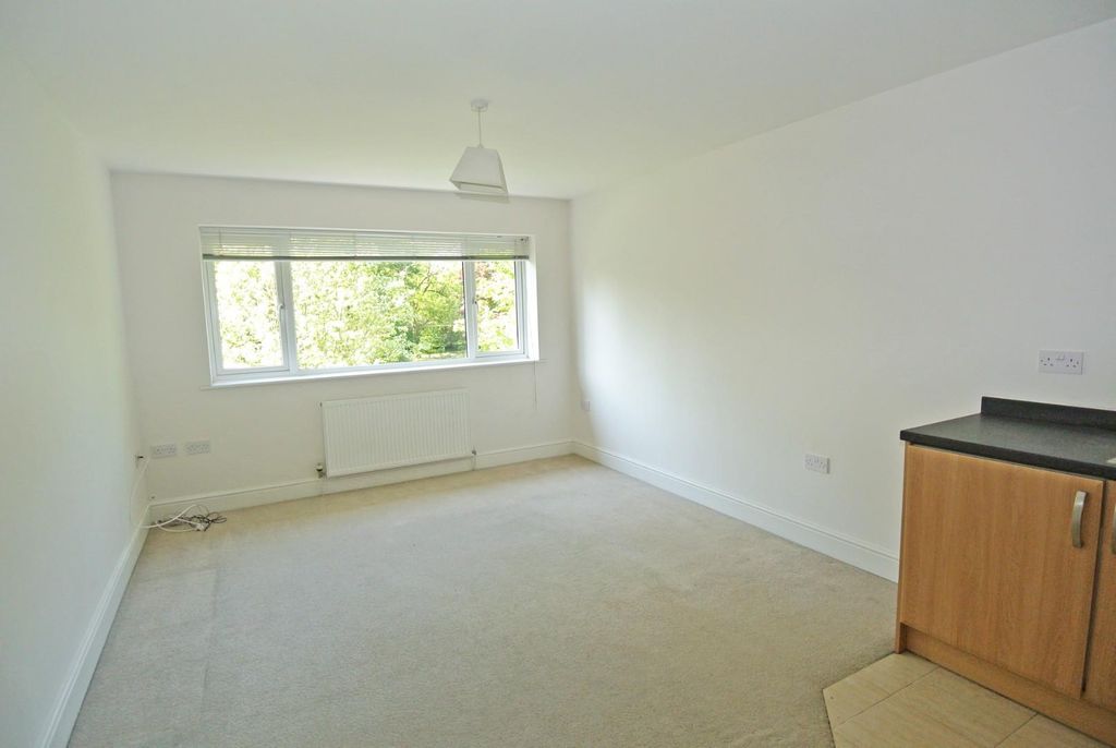 Property photo 3 of 10 4.Jpg