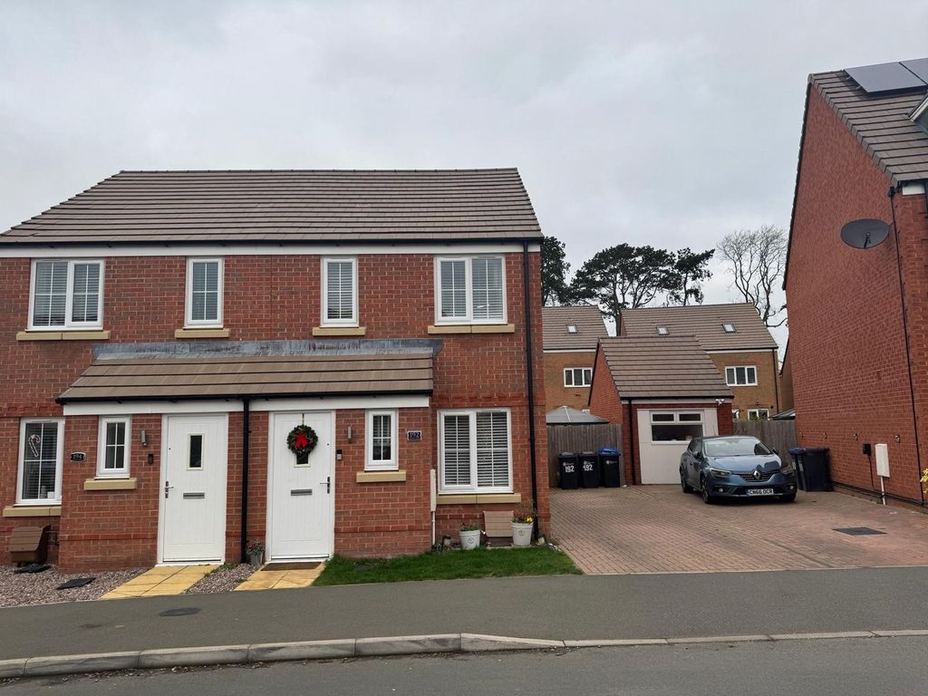 Property photo 1 of 13 Campus Drive