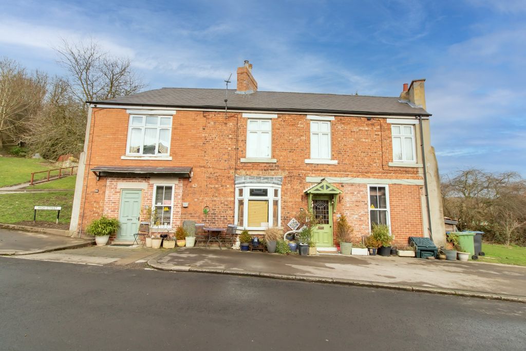 Property photo 1 of 24 Front View