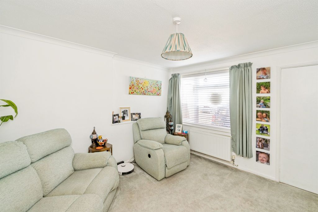 Property photo 3 of 19