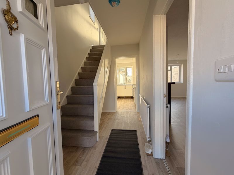 Property photo 2 of 10 Entrance